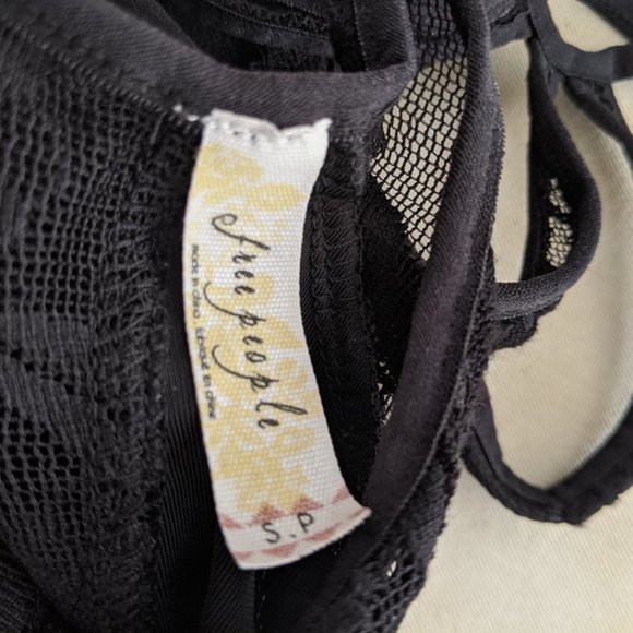 Velvet and Lace Black Nightshade Mini Dress SP - Picture 15 of 16